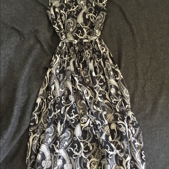 Talbots sleeveless dress, size 4. - Picture 4 of 7